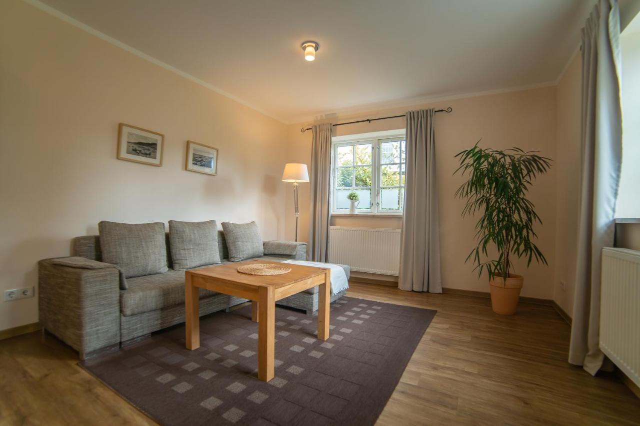 Haus Stoertebeker Appartements - Hotel Garni, Seebad Lubmin Esterno foto